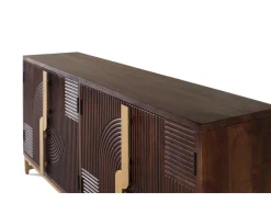 Aparador de madera maciza con cuatro puertas y detalles dorados
