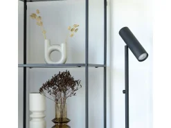 Aspecto de roble estante de 5 corey con marco negro 51 x 36 x 170 cm