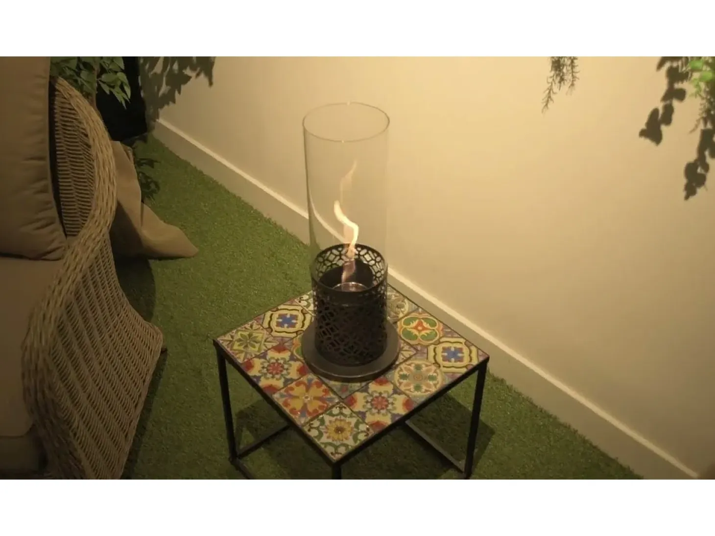 Chimenea de bioetanol NIZZA Black, biochimenea de sobremesa, D14,5 x H46,5, para interior y exterior