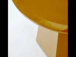 Mesa auxiliar de diseño KIMI amarillo mostaza