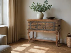 Mesa consola antigua de madera de mango