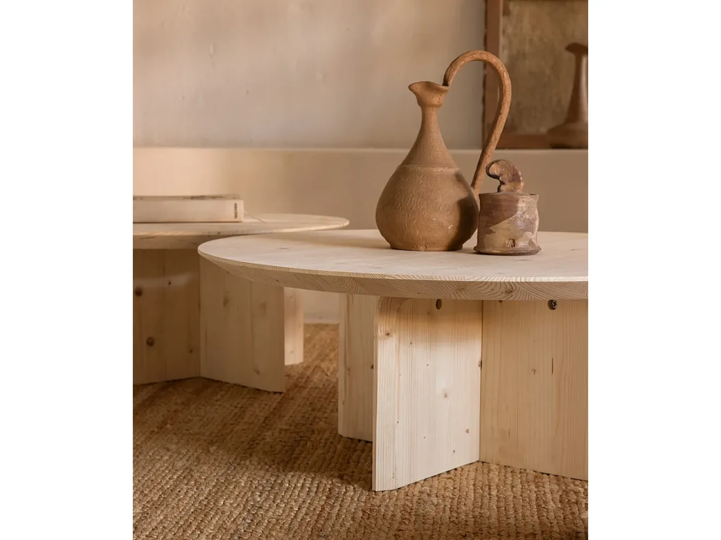 Mesa de centro redonda de madera de abeto maciza Decowood en color natural de Ø60cm - BLOOM - DECOWOOD