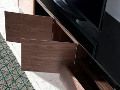 Mueble TV nogal, acero cromado y tapa de cristal negro 3047 ANGEL CERDA