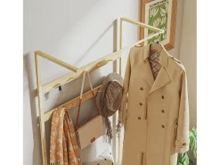 Perchero con banco zapatero, fabricado en bambú natural, con cojín y estantes (73,5x34x171 cm)