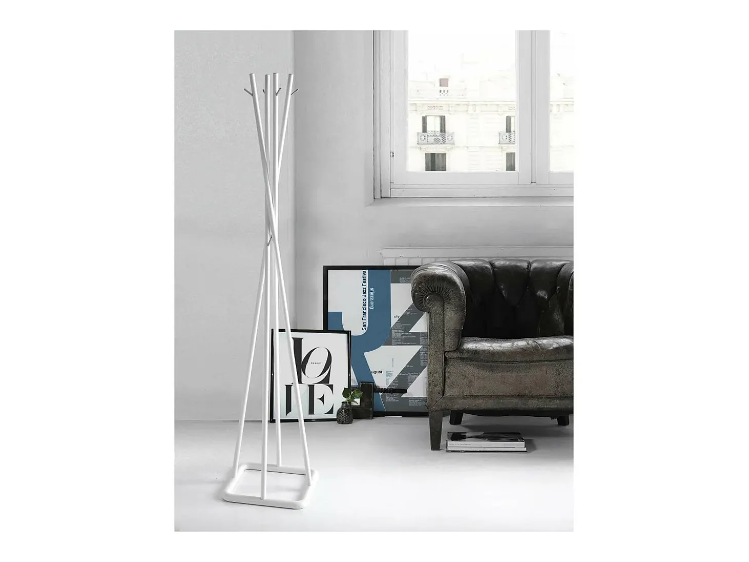 Perchero mod. 469 acabado lacado blanco, 180cm(alto) 38cm(ancho) 38cm(largo)