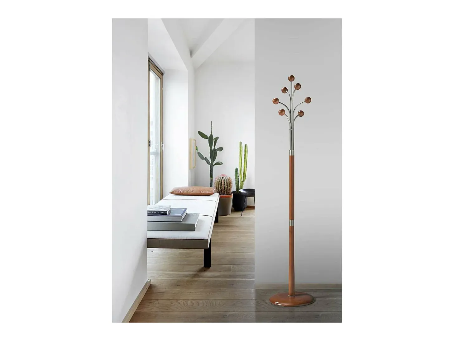 Perchero moderno mod. 426 herrajes cromo satinado lacado cerezo, 189 cm(alto)37 cm(ancho)