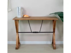 Recibidor de madera y metal