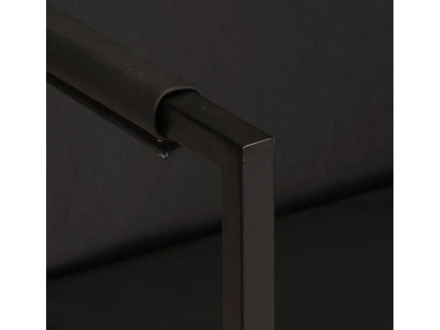 Sillón de cuero auténtico negro