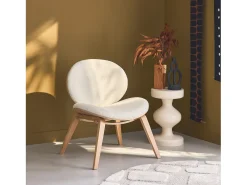 Sillón de madera curvada y borreguito roble