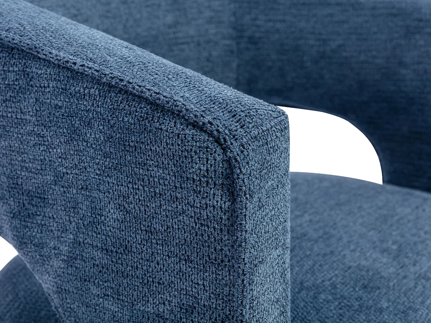 Sillón de tela texturizada color azul FONTANOVA