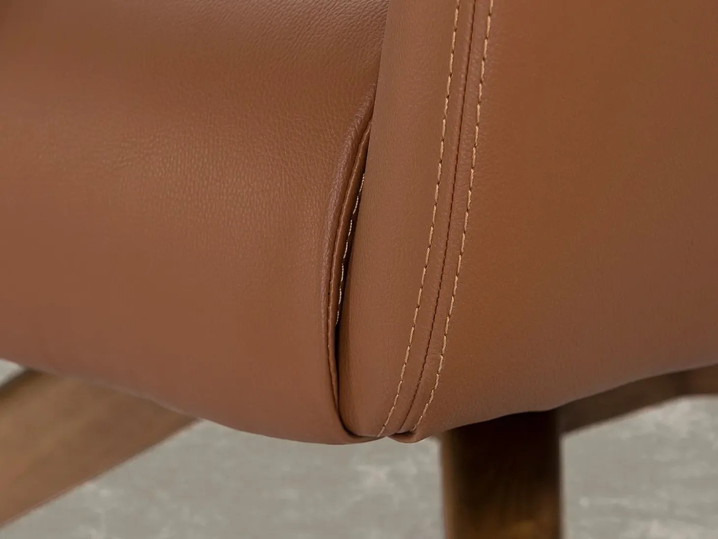 Sillón giratorio polipiel marrón 5038 ANGEL CERDA