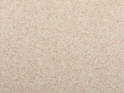Sillón tapizado de tela de color beige. Estilo escandinavo. SERINO