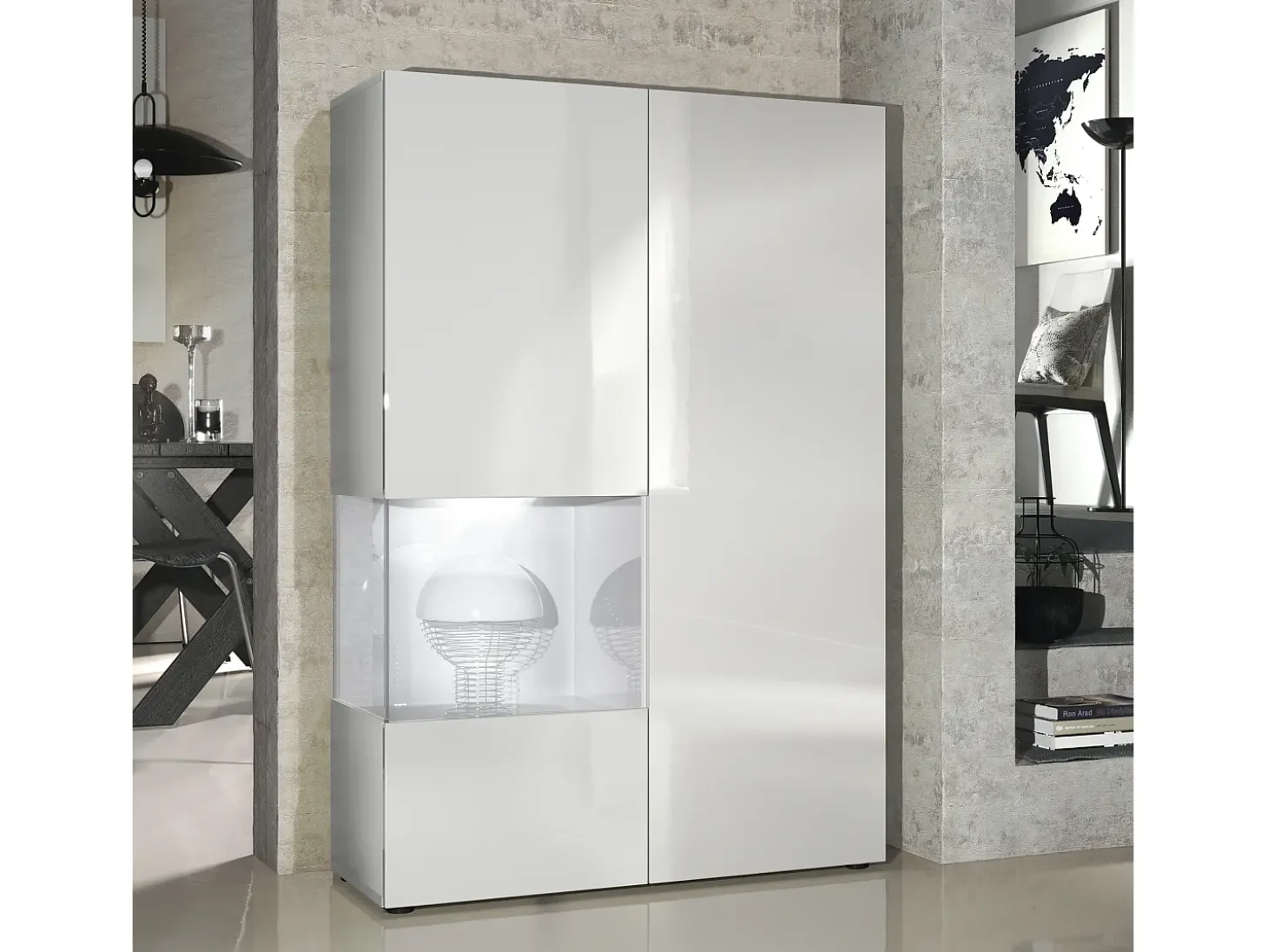 Vitrina Cómoda Morena, cuerpo en blanco mate/ puerta derecha e inserción en blanco de alto brillo con iluminación LED