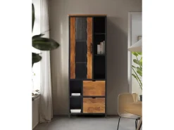 Vitrina de madera de mango y toques en metal