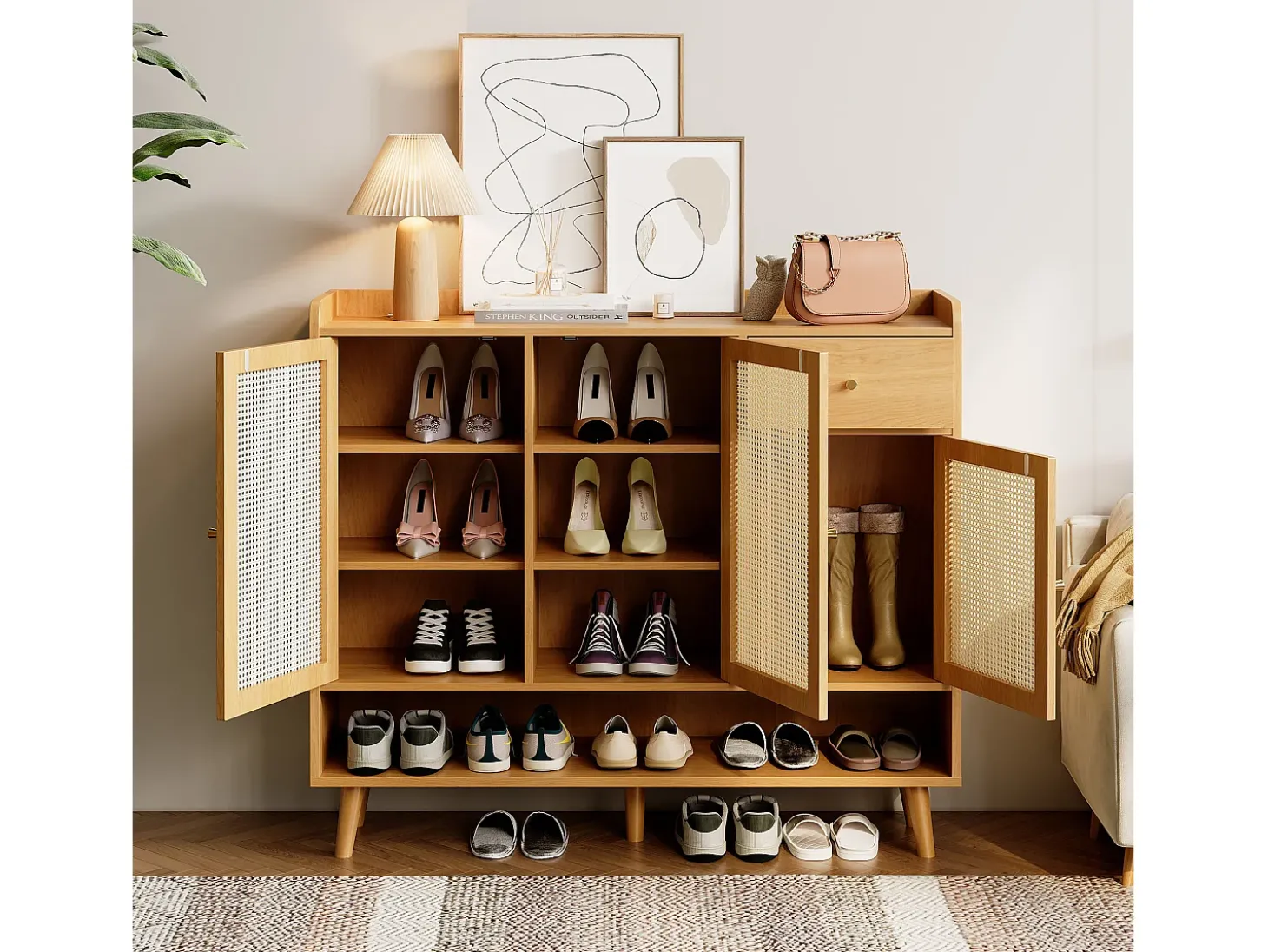 Zapatero de ratán natural con 3 puertas, 1 cajón y 5 estantes, con tiradores de metal y patas de madera maciza (120x35x106 cm)